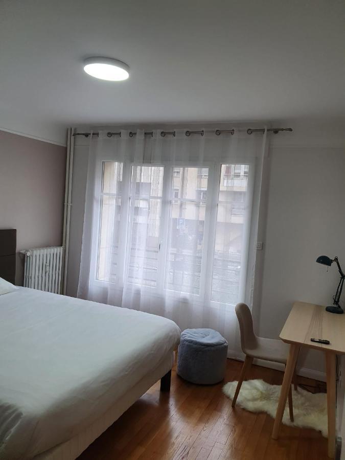 Bel Appartement 2 Pieces, Sortie De Metro Ligne 8 Charenton-le-Pont Kültér fotó